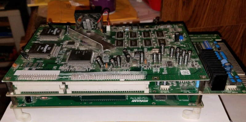 File:Total Vice Arcade Board 1.png